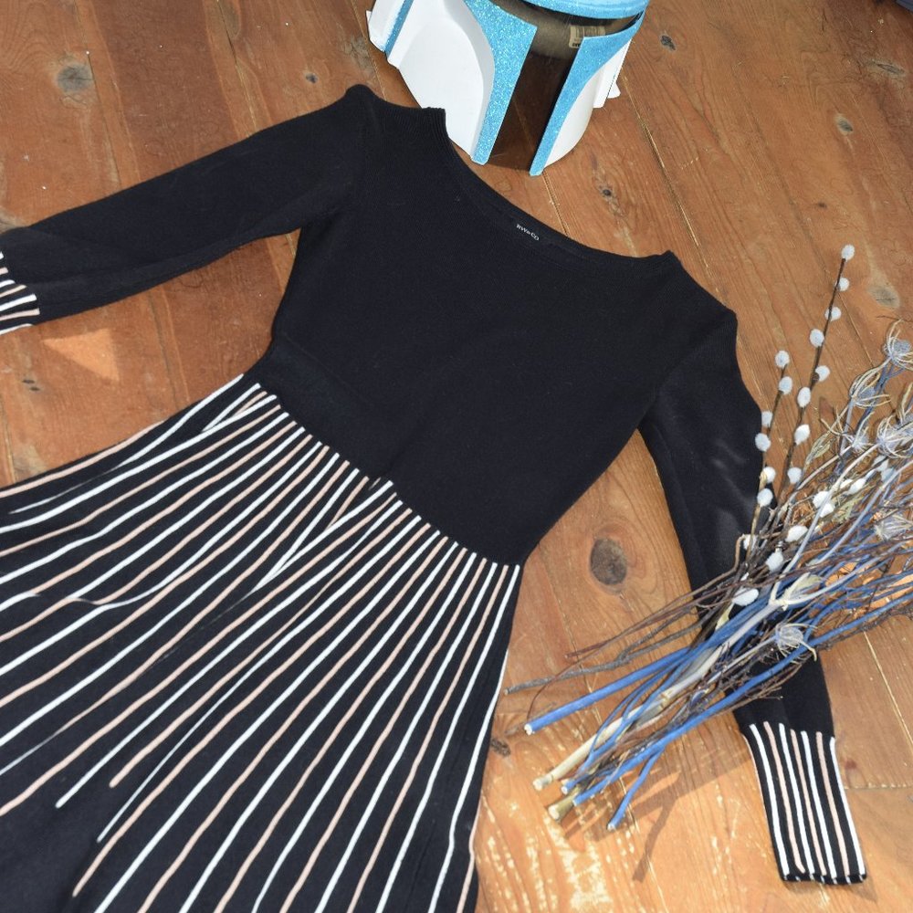 Midi RW&CO long sleeves dress